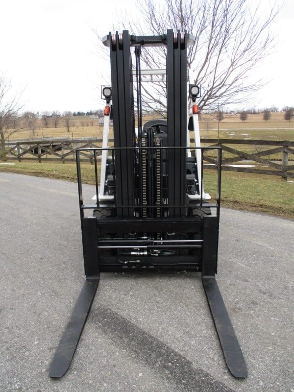 2018 UniCarriers PF60LP 6000 lb Capacity Forklift 4