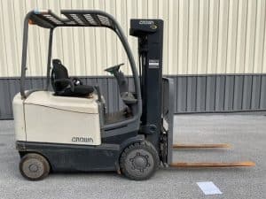 2010 Crown FC4520-50 5000 lb Capacity Electric Sit-Down Forklift 7