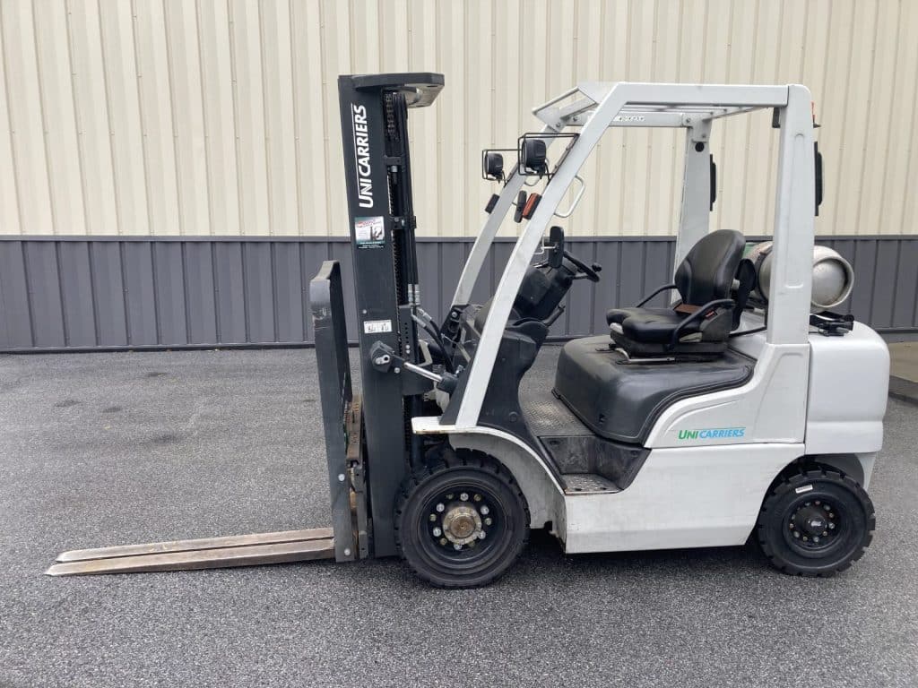 2019 UniCarriers PF50LP 5000 lb Capacity Pneumatic Forklift 5