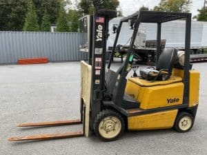 2004 Yale GLC050 5000 lb Capacity Cushion Tire Forklift 13