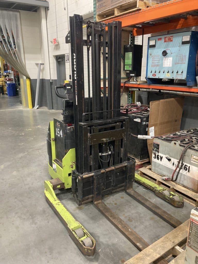 2004 Clark CSP15 Walkie Stacker 39