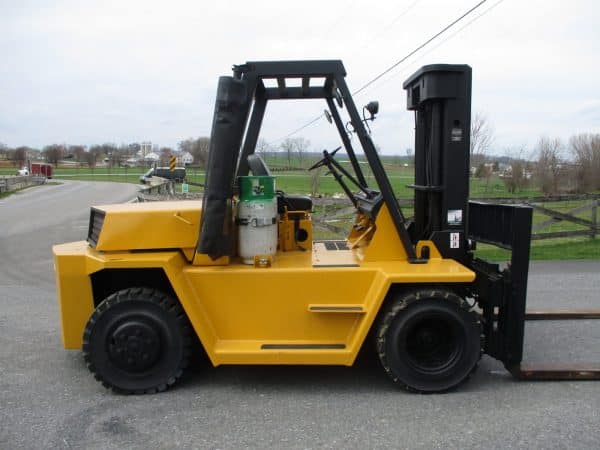 CAT V150 15000 Capacity Forklift 5