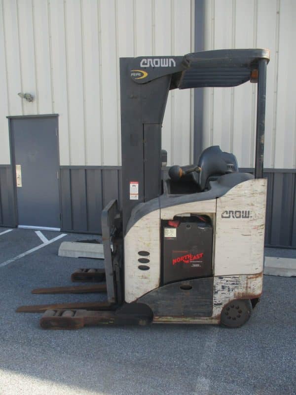 2009 Crown RR5020-45 4500 lb. Capacity Reach Truck