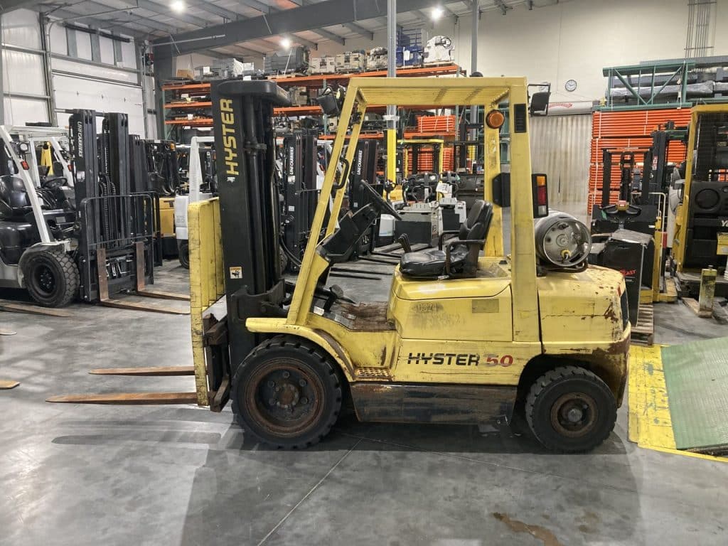 1999 Hyster H50XM 5000 lb Pneumatic Forklift 31