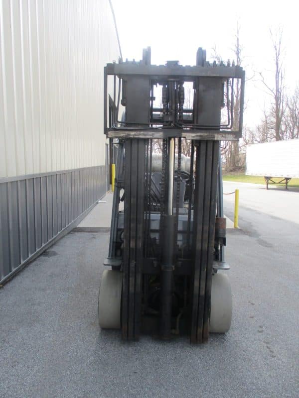 Toyota 8FGCU32 6500 lb capacity forklift 4