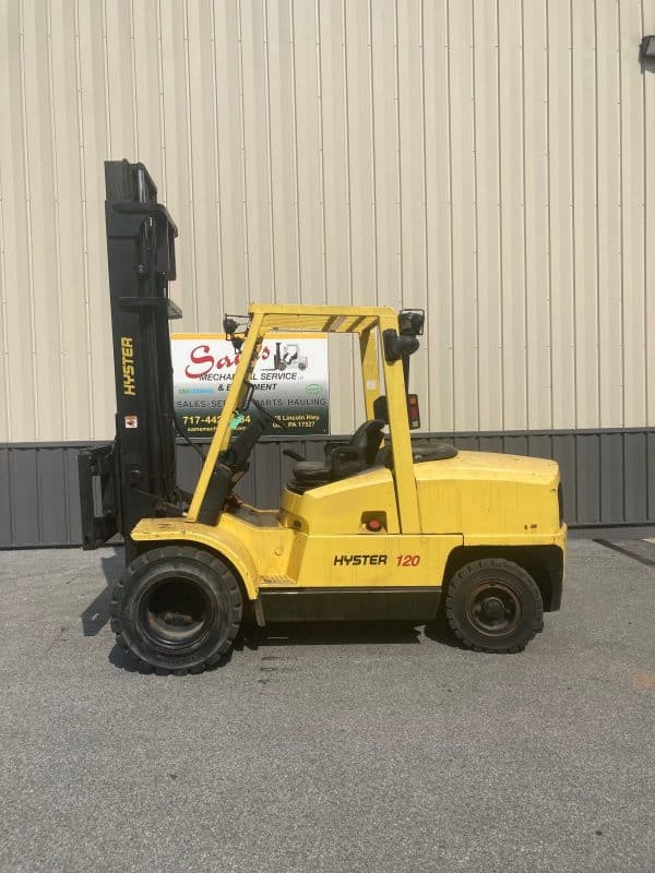 Hyster H120XM 12000 lb Diesel forklift 1