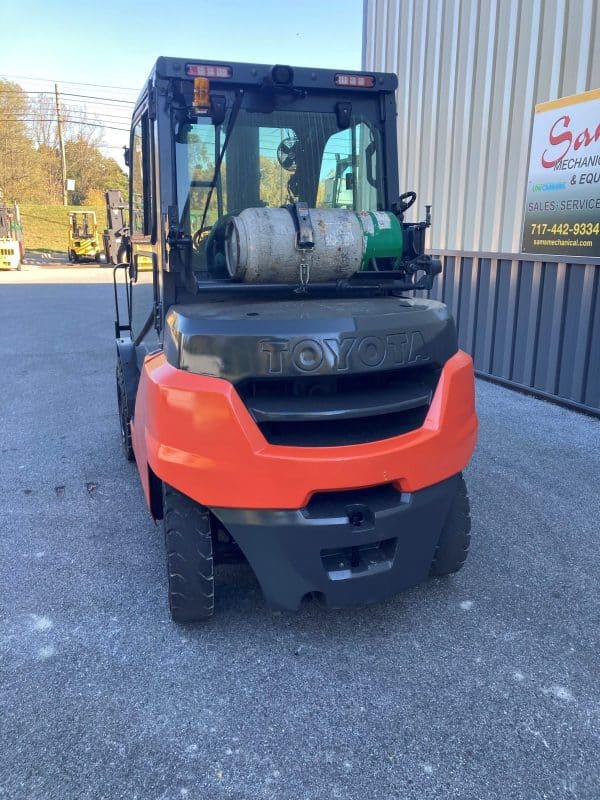 2016 Toyota 8FG35U 8000 lb Capacity Forklift 4